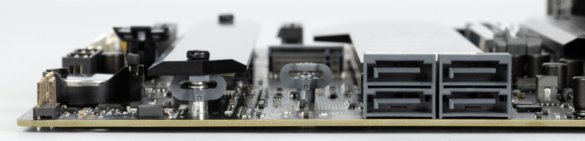 Обзор материнской платы Asus TUF Gaming X870E-Plus WiFi