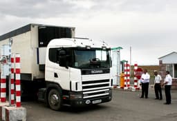 Electronic queue for trucks is being introduced on the Armenian border