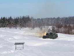 БМП-3 улучшили охоту на дроны: мотострелки отточили защиту от беспилотников