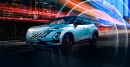 В Казахстане стартовали продажи кроссовера Omoda C5. Он дешевле российской версии