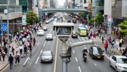 На дорогах в Казахстане начнут контролировать соблюдение водителями средней скорости