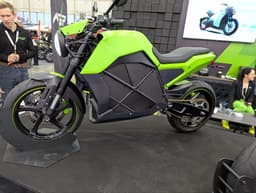 Представлен российский электрический мотоцикл «Арктур»