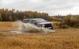 Американский образ и японская техника: тест рамного Huanghai N7 для российского рынка