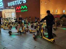 Ministry of Transport Decides Not to Introduce Driver's Licenses for Scooter Riders Yet