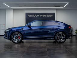 Lamborghini Urus стал самым востребованным люксовым кроссовером с пробегом в России