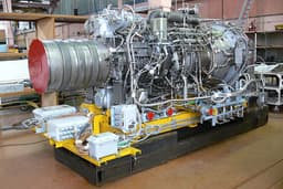 Import substitution for large-capacity vessels: E70/8RD engine undergoes inspection