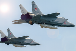 Первый пуск гиперзвуковой ракеты «Кинжал» оценили «Золотой звездой»  