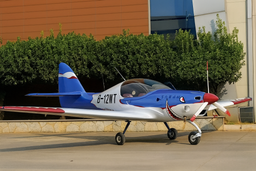 Двухместный спортивный самолёт из углепластика продают за 27 млн рублей в Новосибирске