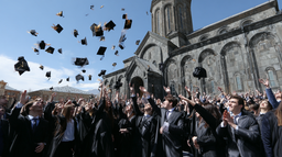 4,2 მილიონი ლარი განათლებისთვის: ბენდუქიძის ფონდი კერძო უნივერსიტეტების სტუდენტების სწავლებას დააფინანსებს