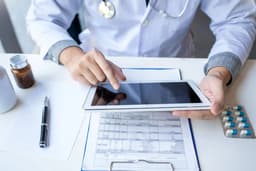 Antibiotiklar — birinchi navbatda: O‘zbekistonda elektron retseptlar tizimi bosqichma-bosqich joriy etiladi