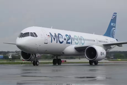 Honored Pilot Calls Superjet and MC-21 "Planes in Short Pants"