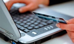 O'zbekistonda bank kartalari: 298 tur va kontaktsiz to'lovlar rekord darajada o'sishi