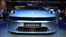 Дочерняя структура Geely подала иск на 323 млн долларов из-за проблем с батареями