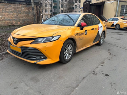 Self-employed taxi drivers allowed to work in foreign cars