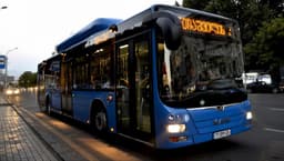 Ночь без билетов: Тбилиси отменяет плату за проезд и продлевает работу транспорта