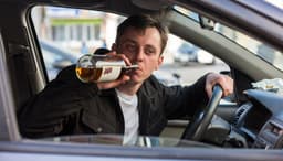 Через сколько выветривается алкоголь и когда можно безопасно сесть за руль