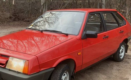 Уникальный экземпляр ВАЗ-2109 продают в РФ