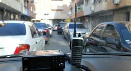 Автомобильная рация: зачем она нужна и как выбрать правильное устройство