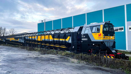 Обновлённые снегоуборочные поезда ПСС-2П выходят на рельсы с цифровым управлением