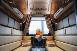 Новые вагоны с душем и мультимедиа вошли в состав поезда «Белогорье»