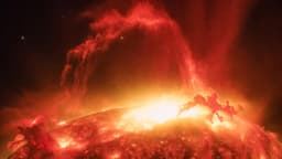 X-уровень «пробит»: мощная вспышка высочайшего класса произошла на Солнце