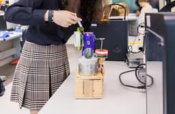 Энергия из пустоты: московская школьница создала двигатель, которому не нужно топливо