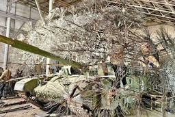 Защита танков «одуванчик» увеличила вес Т-90М «Прорыв» на одну тонну