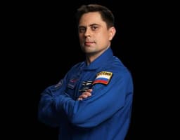 Экипаж миссии SpaceX Crew-12 с космонавтом Андреем Федяевым прибыл на мыс Канаверал