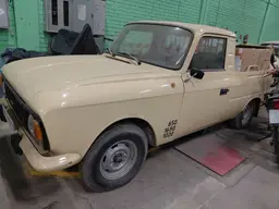 Раритетный «банановоз»: уникальный советский пикап 1990 года выставили на продажу