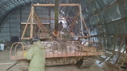 Редкий танк Т-55АМ с «бровями Ильича» впервые получит «мангал» против дронов