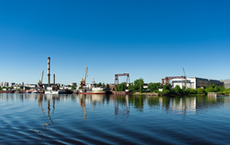 Strategic shipbuilding plant bankrupted for debts in Russia