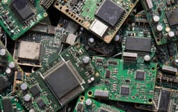 «Наноловушки» для золота: российские и китайские учёные нашли способ извлекать до 99,2% драгметалла из отходов электроники