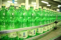 Производители напитков в Грузии выступают против запрета пластиковых бутылок