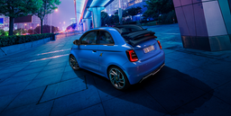 Поклонники Abarth снова услышат звук бензинового мотора