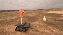 El robot "Depeşa" aprendió a imitar objetivos para el entrenamiento militar