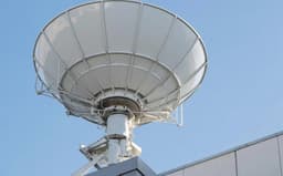 Уникальную «многослойную» антенну, которая может работать со стандартами связи от 3G до 6G, создали на Урале