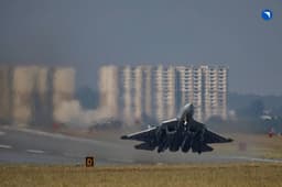 India no ha renunciado al Su-57 en medio del interés por el Rafale