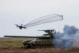 Революционную активную защиту танков от дронов придумали в России