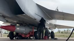 Способ крепления неуловимого для ПВО «Кинжала» на МиГ-31И показали впервые