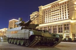 Больше не робот-убийца: УВЗ переименовал боевую машину поддержки танков «Терминатор»