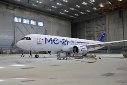 «На SJ-100 не пойдут, а на МС-21 интересно»: пилот Boeing 737 оценил новые самолёты