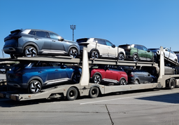 Новейшие кроссоверы Lada Azimut вернули обратно на АвтоВАЗ