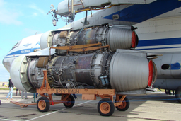 Motores de Il-96 y MiG-31 calientan ciudades rusas