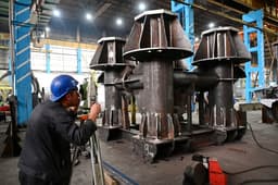 Weighing 140 tons: NTZMK launched a unique milling complex for processing 14-meter metal structures