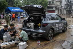 Las inundaciones en China revelan una ventaja inesperada de los vehículos eléctricos: reemplazaron las centrales eléctricas móviles