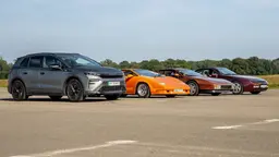 Электрический Skoda Elroq vRS обогнал Ferrari Testarossa: почему цифры не рассказывают всю историю