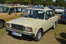 ВАЗ-2107: автомобиль, который оказался долговечнее собственных наследников
