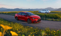 Toyota Corolla исполнилось 60 лет: легендарный седан продали уже более 57 млн раз