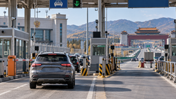 Россиянам могут разрешить ездить в Китай на своих автомобилях: названы пять пунктов пропуска