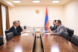 Armenia may gain access to LEO satellite internet